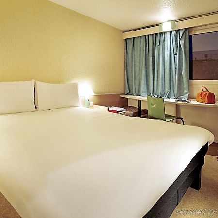 Ibis Lyon L'Isle D'Abeau Hotel Luaran gambar