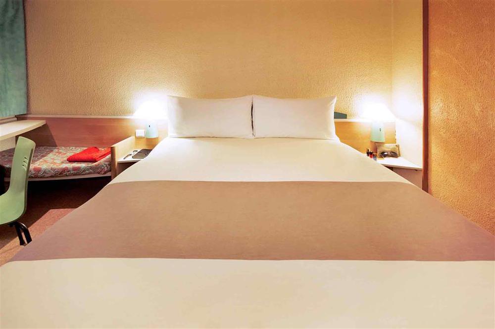 Ibis Lyon L'Isle D'Abeau Hotel Bilik gambar